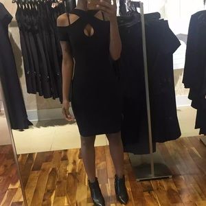 BCBG MAXAZRIA BODYCON DRESS
